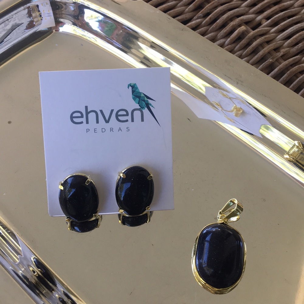 Earrings And pendant
